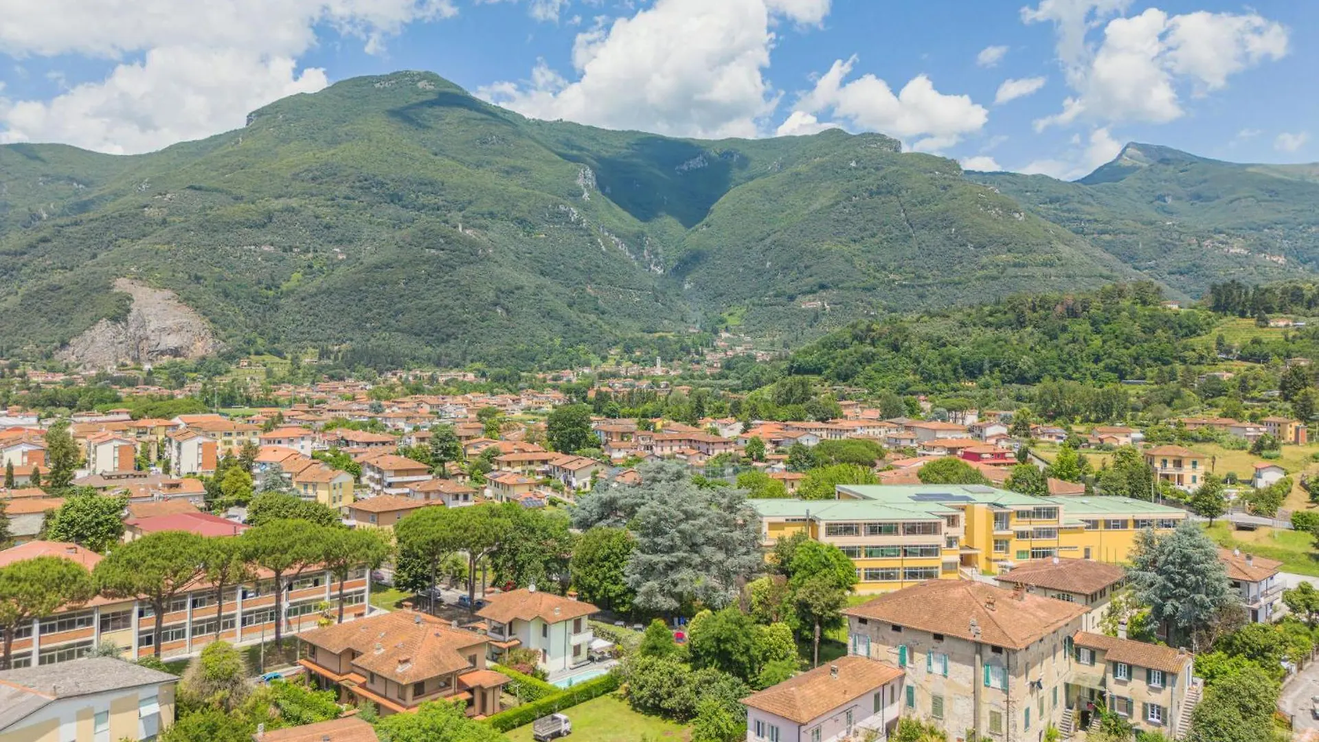 Holiday Home Il Glicine By Interhome Montemagno  0*, Montemagno (Lucca) Italy